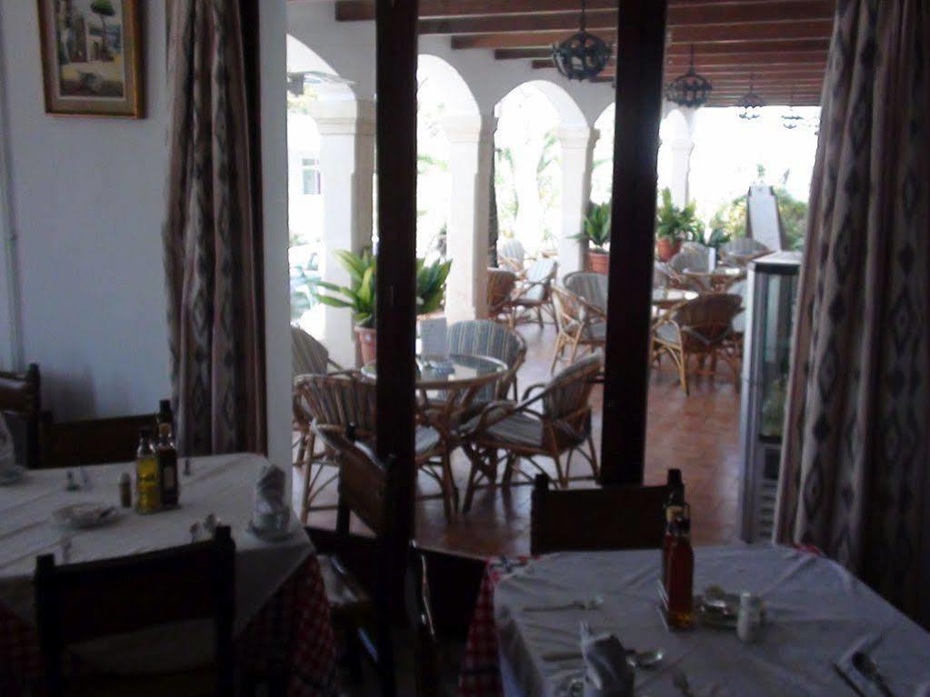 Hotel Oasis D'Or à Cala D´Or Extérieur photo